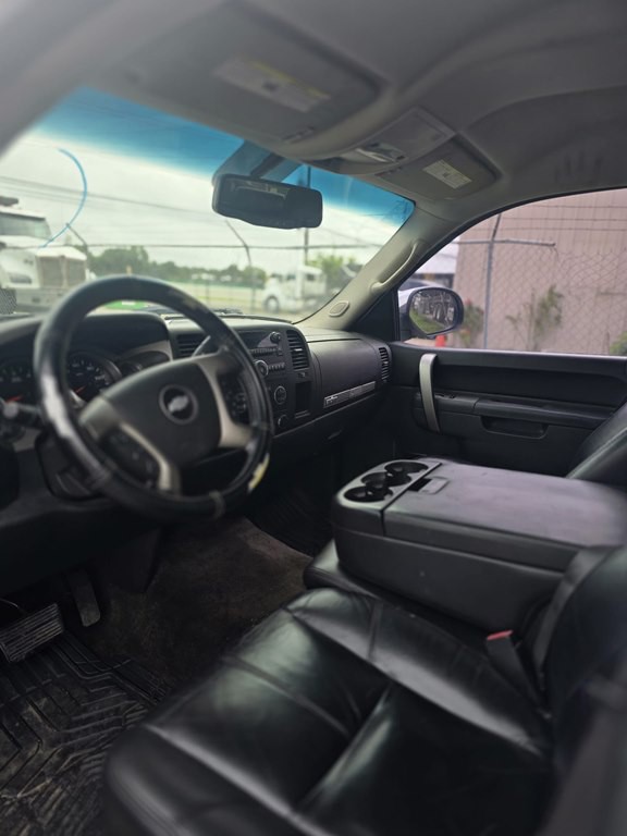 2010 Chevrolet Silverado 1500 Image 5