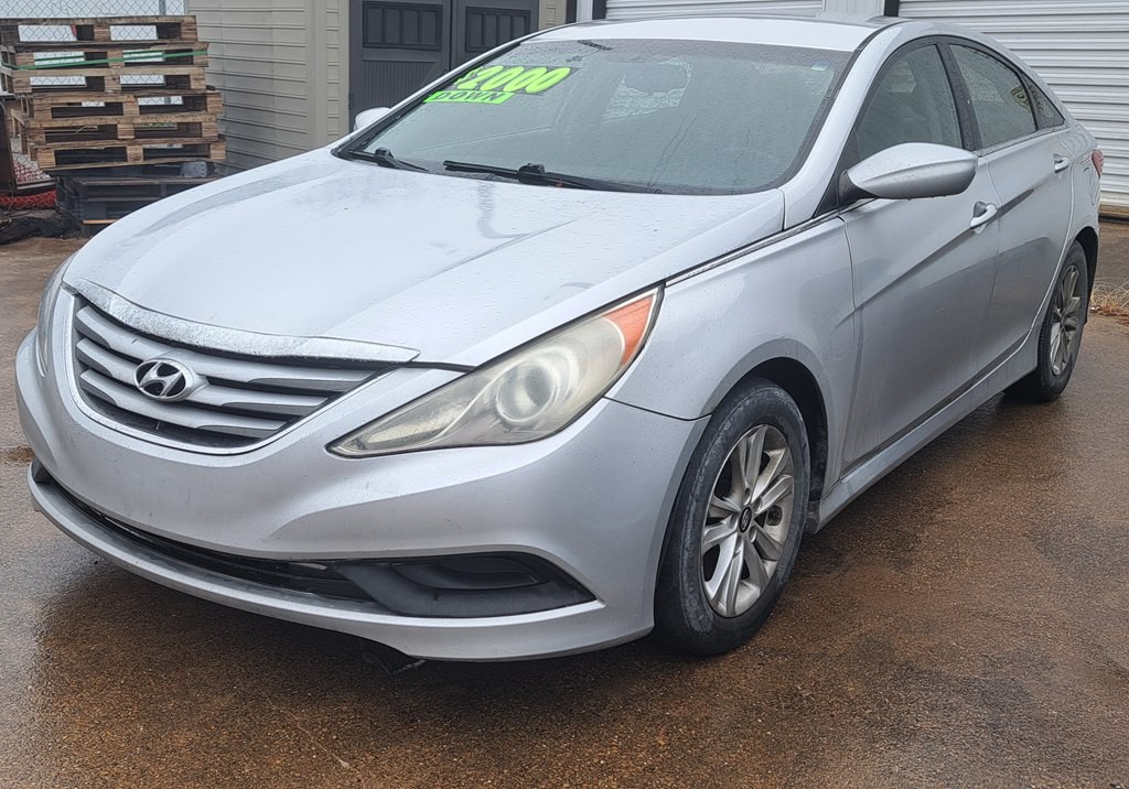 2014 Hyundai Sonata Image 1