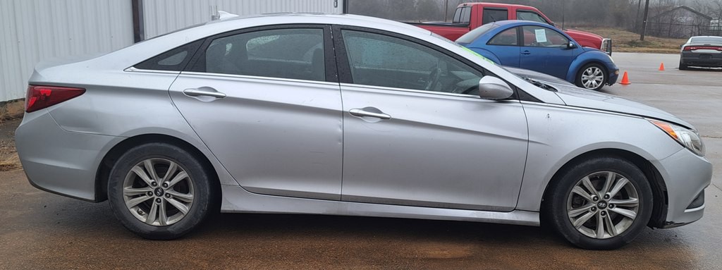 2014 Hyundai Sonata Image 4