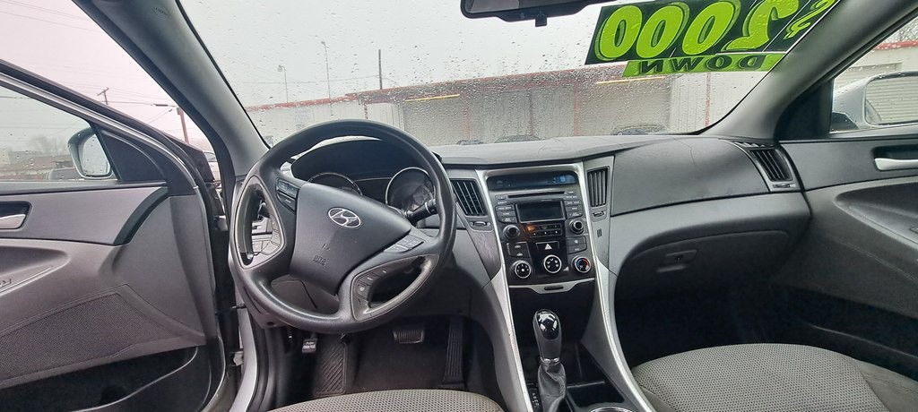 2014 Hyundai Sonata Image 8