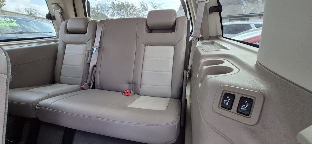 2003 Ford Expedition Image 12