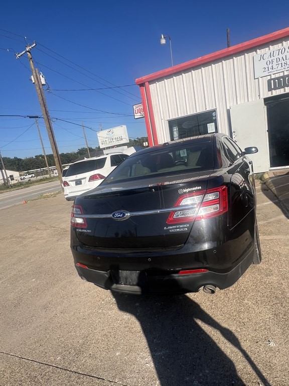 2013 Ford Taurus Image 2