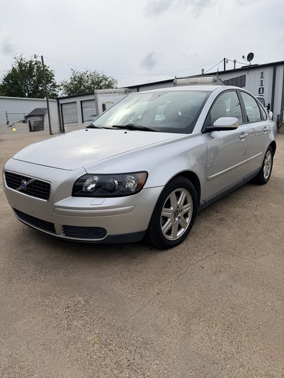 2004 Volvo S40 Image 2