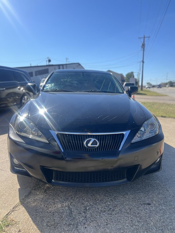 2011 Lexus IS Image 1