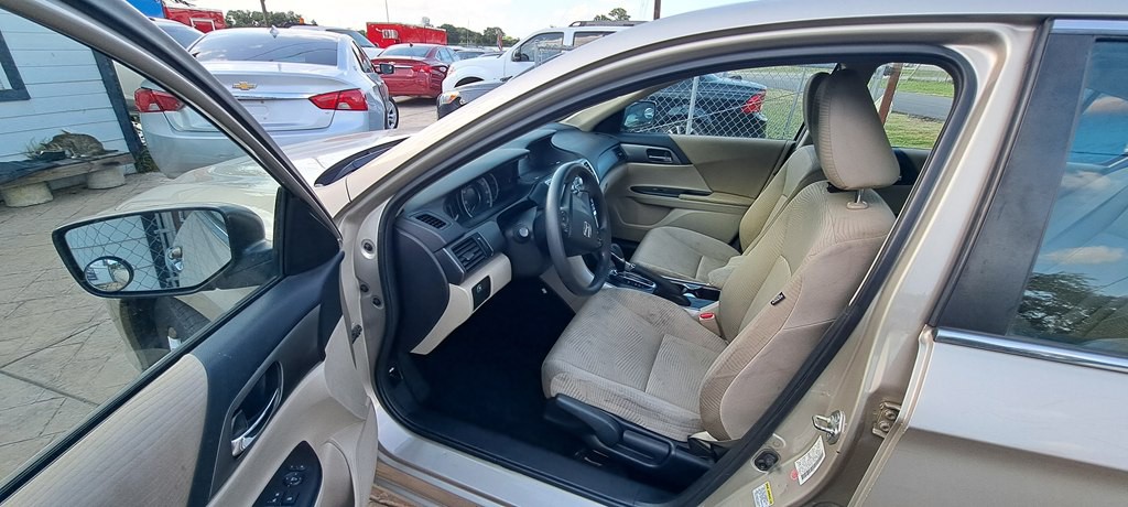 2015 Honda Accord Image 7