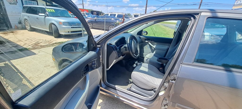 2006 Ford Focus Image 5