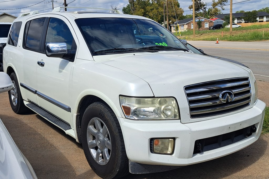 2006 INFINITI QX56 Image 2