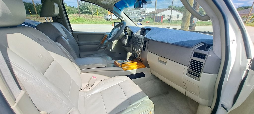 2006 INFINITI QX56 Image 9