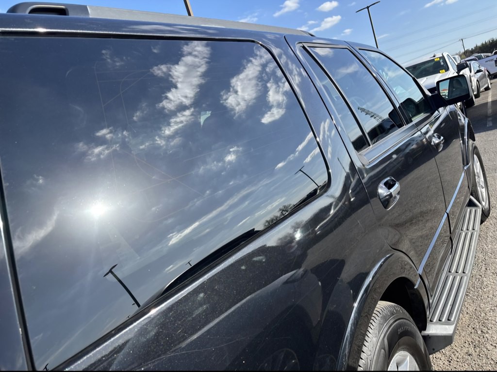 2010 Ford Expedition Image 4