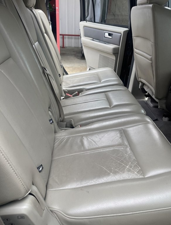 2010 Ford Expedition Image 9