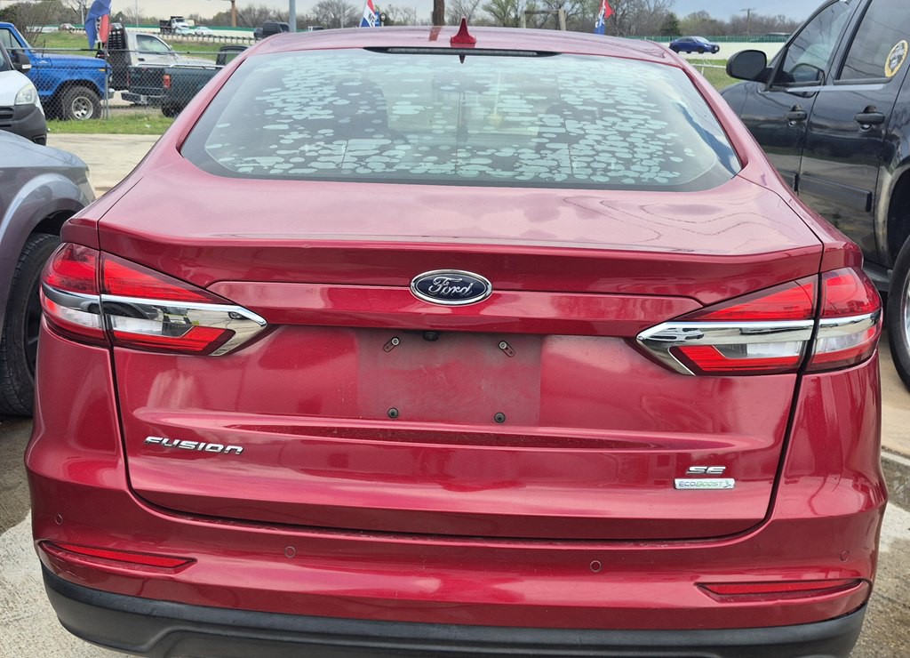 2020 Ford Fusion Image 3