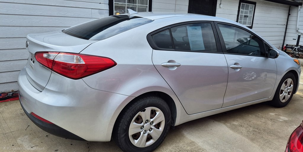 2016 Kia Forte Image 3