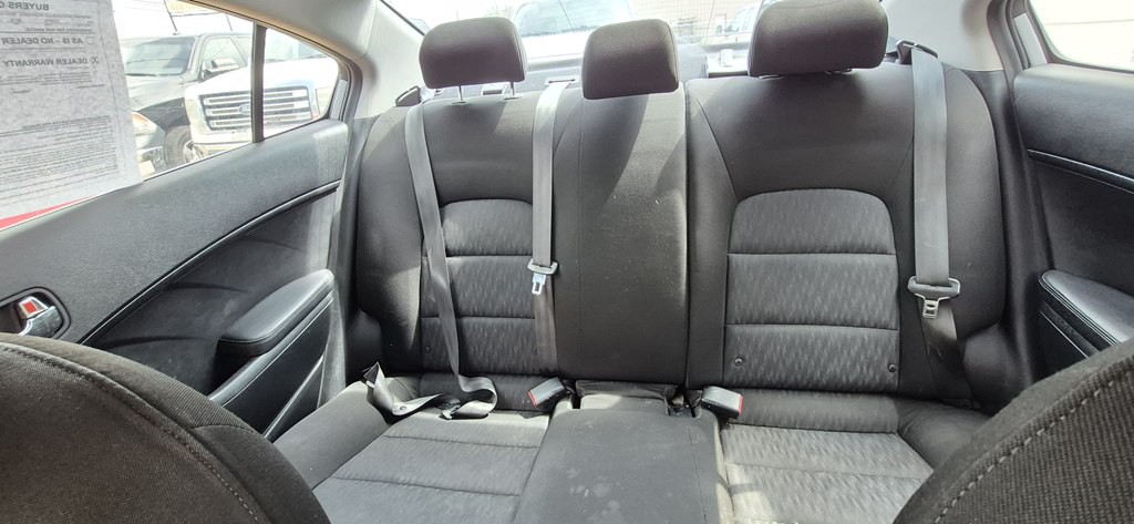 2016 Kia Forte Image 8