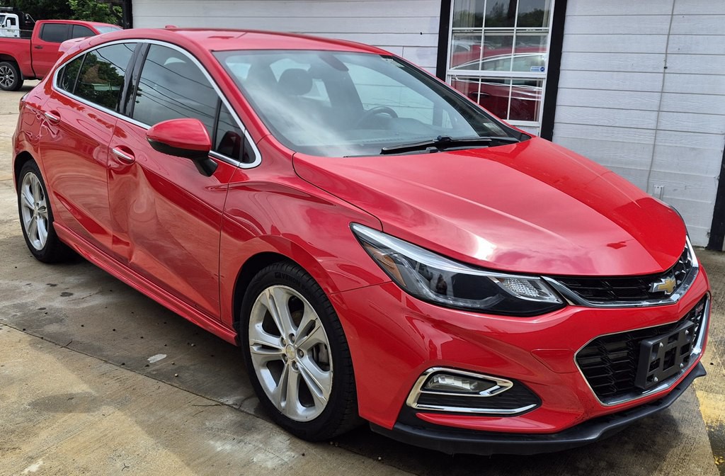 2017 Chevrolet Cruze Image 3