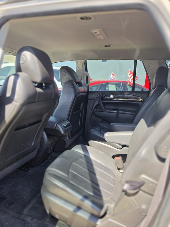 2015 Buick Enclave Image 10