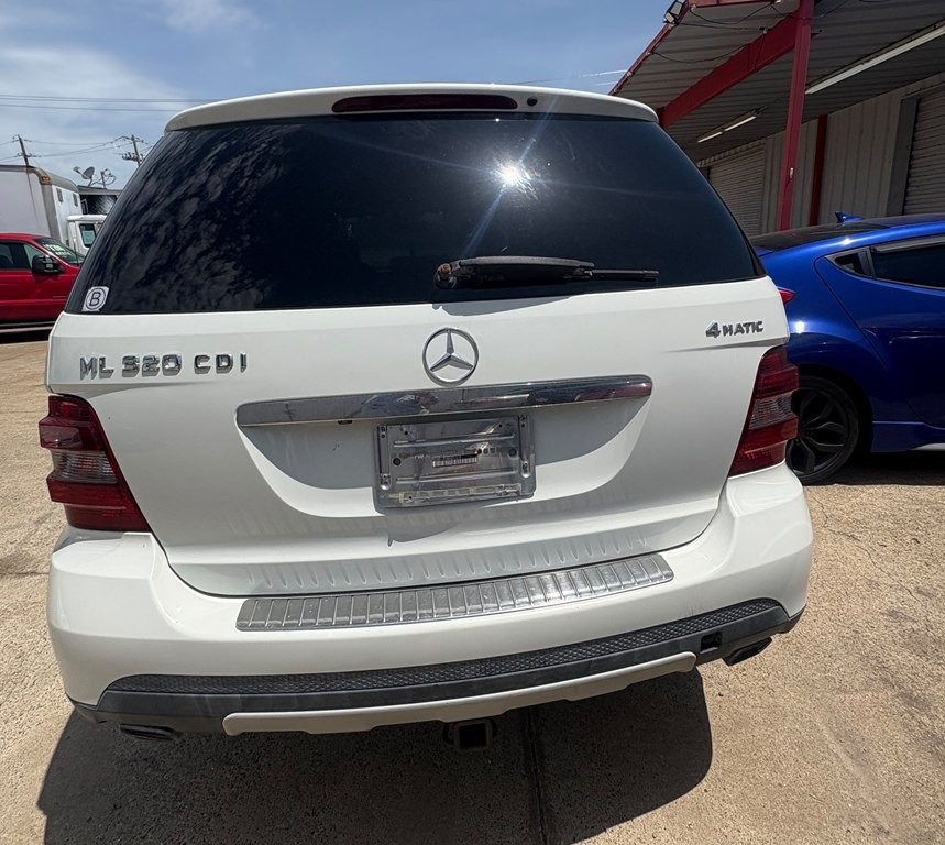 2008 Mercedes-Benz M-Class Image 3
