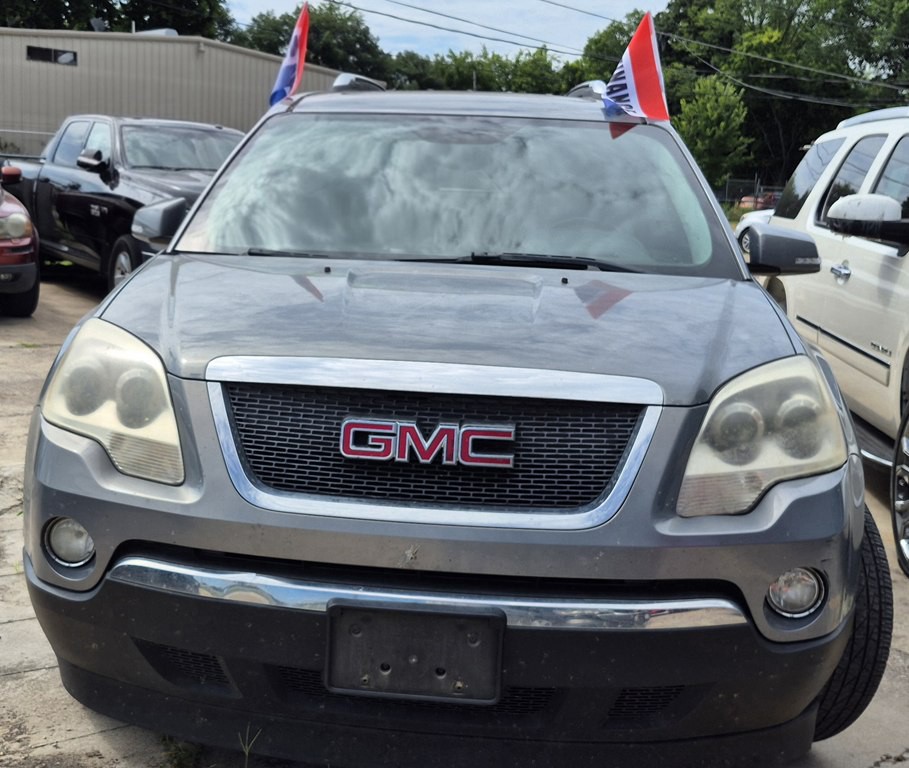 2008 GMC Acadia Image 2