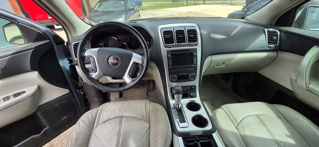 2008 GMC Acadia Image 7