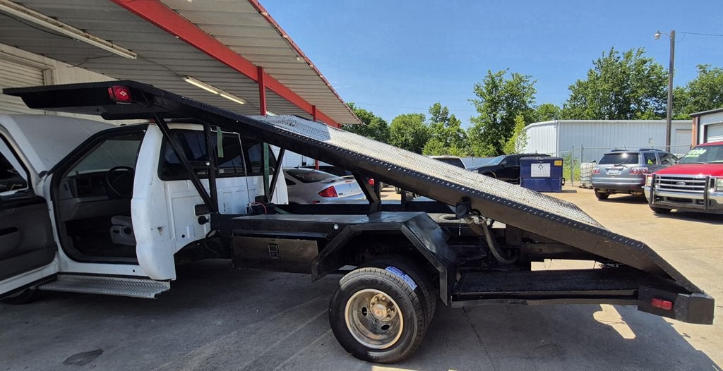 2000 Ford F-350 Image 3