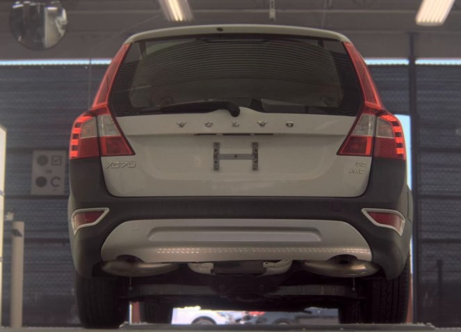 2010 Volvo XC70 Image 9