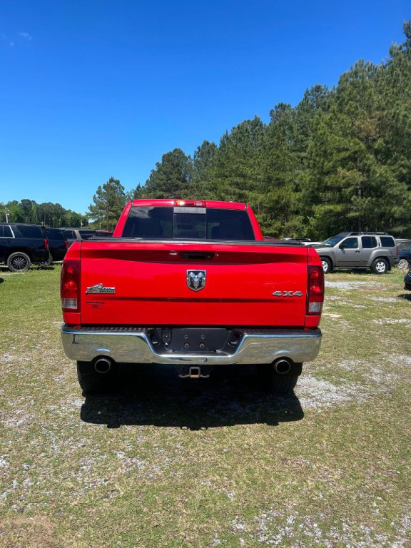 2011 Dodge Ram 1500 Image 3