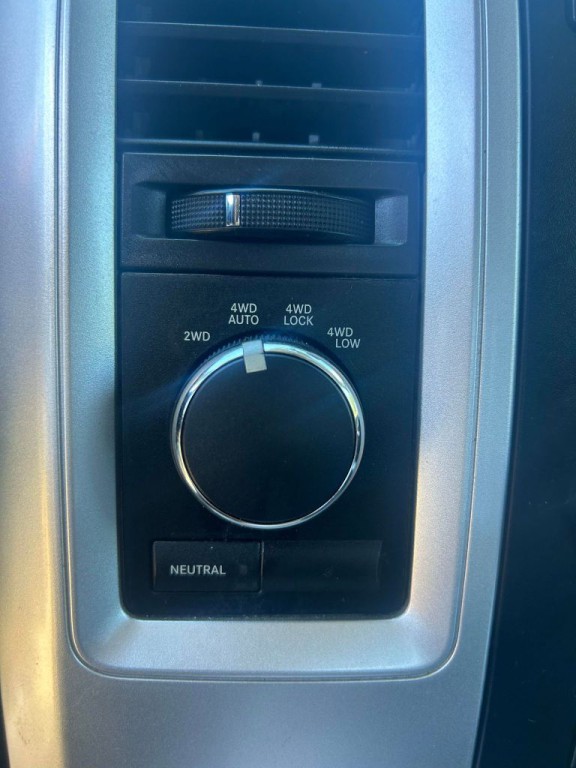 2011 Dodge Ram 1500 Image 9