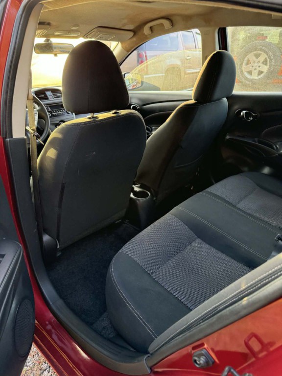 2018 Nissan Versa Image 6