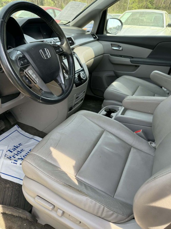 2016 Honda Odyssey Image 7