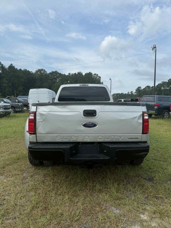 2013 Ford F-350 Image 4