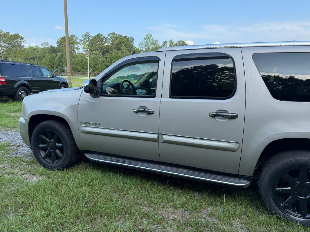 2007 GMC Yukon Image 3