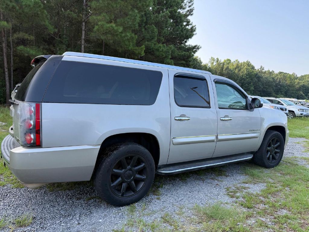 2007 GMC Yukon Image 4