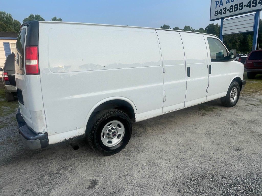 2013 GMC Savana Image 4