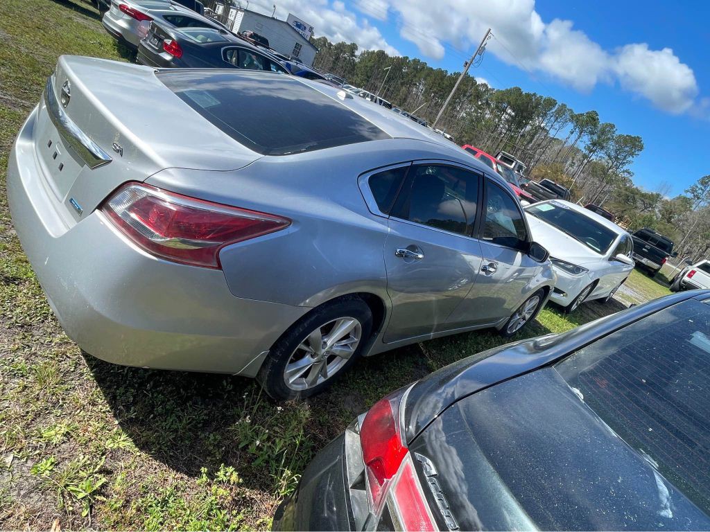 2013 Nissan Altima Image 2