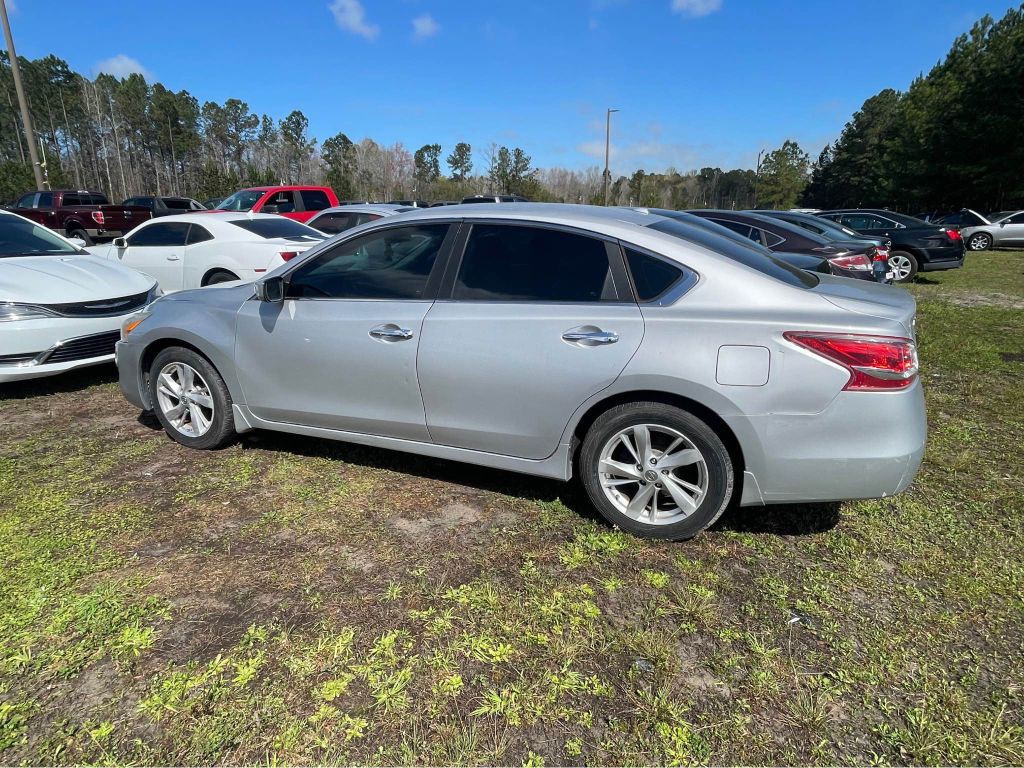 2013 Nissan Altima Image 3