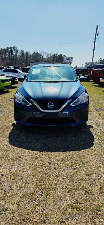 2017 Nissan Sentra Image 1
