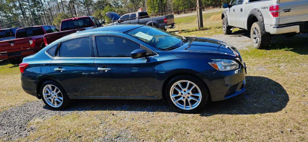 2017 Nissan Sentra Image 3