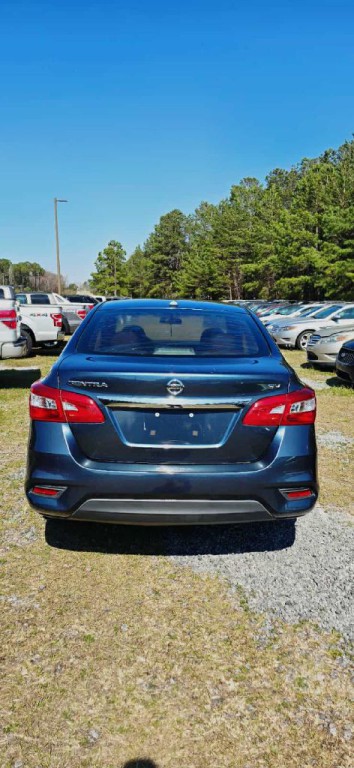 2017 Nissan Sentra Image 4