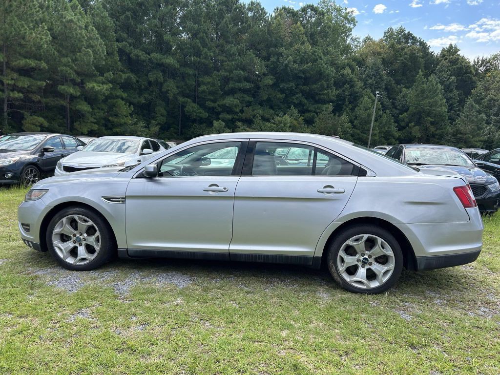 2010 Ford Taurus Image 4