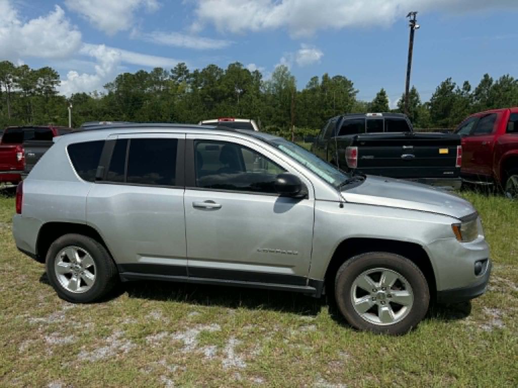2014 Jeep Compass Image 2