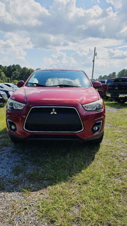 2015 Mitsubishi Outlander Image 1
