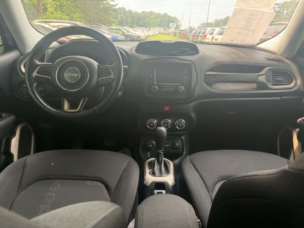 2017 Jeep Renegade Image 4