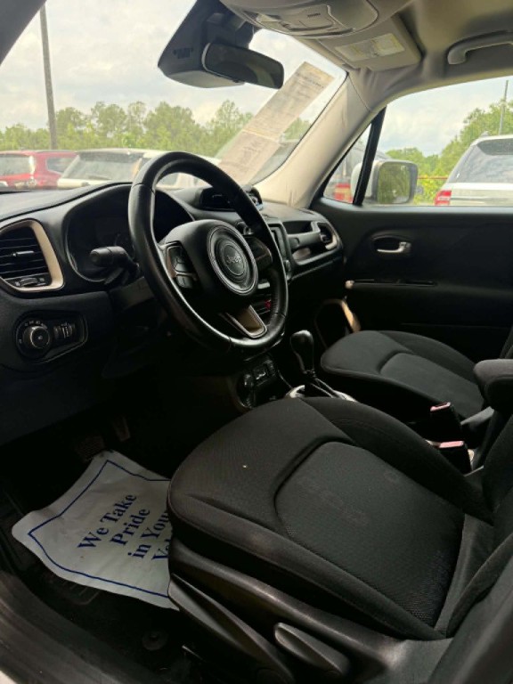 2017 Jeep Renegade Image 5