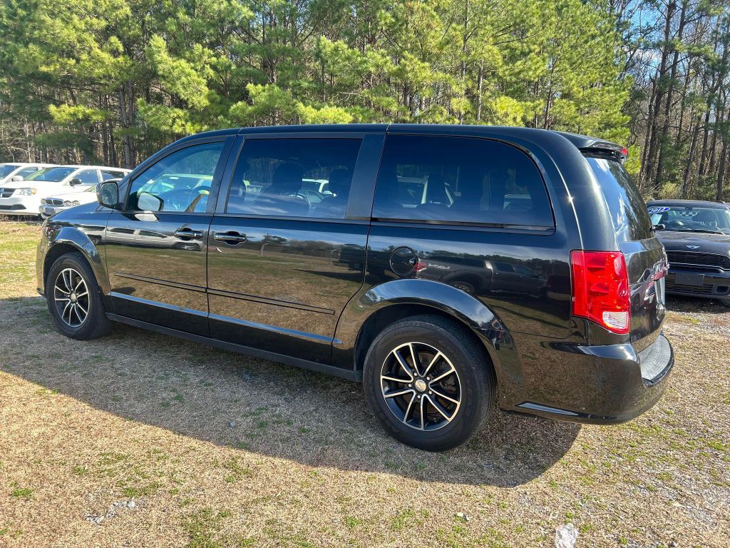 2017 Dodge Grand Caravan Image 3