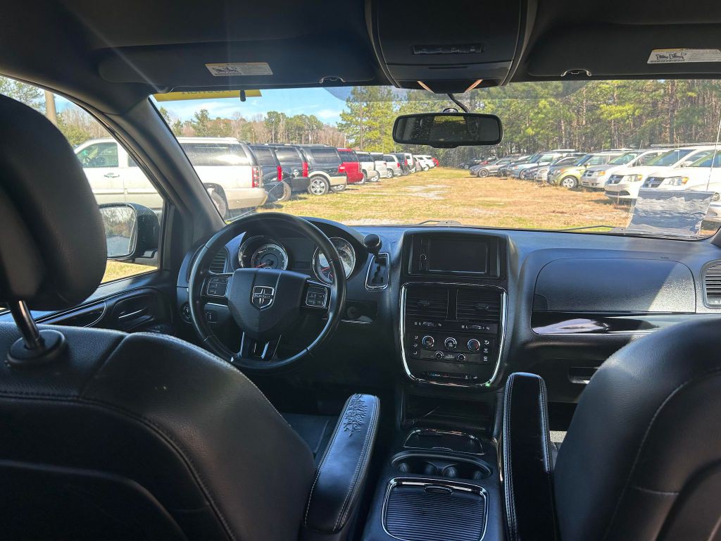 2017 Dodge Grand Caravan Image 9