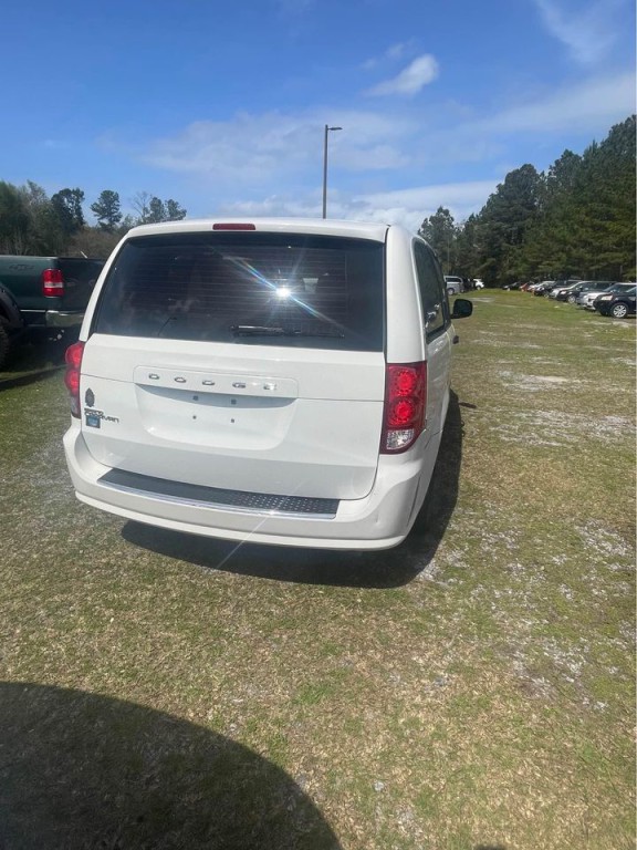 2013 Dodge Grand Caravan Image 3