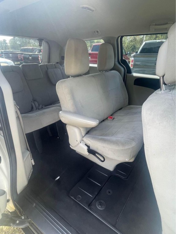 2013 Dodge Grand Caravan Image 7