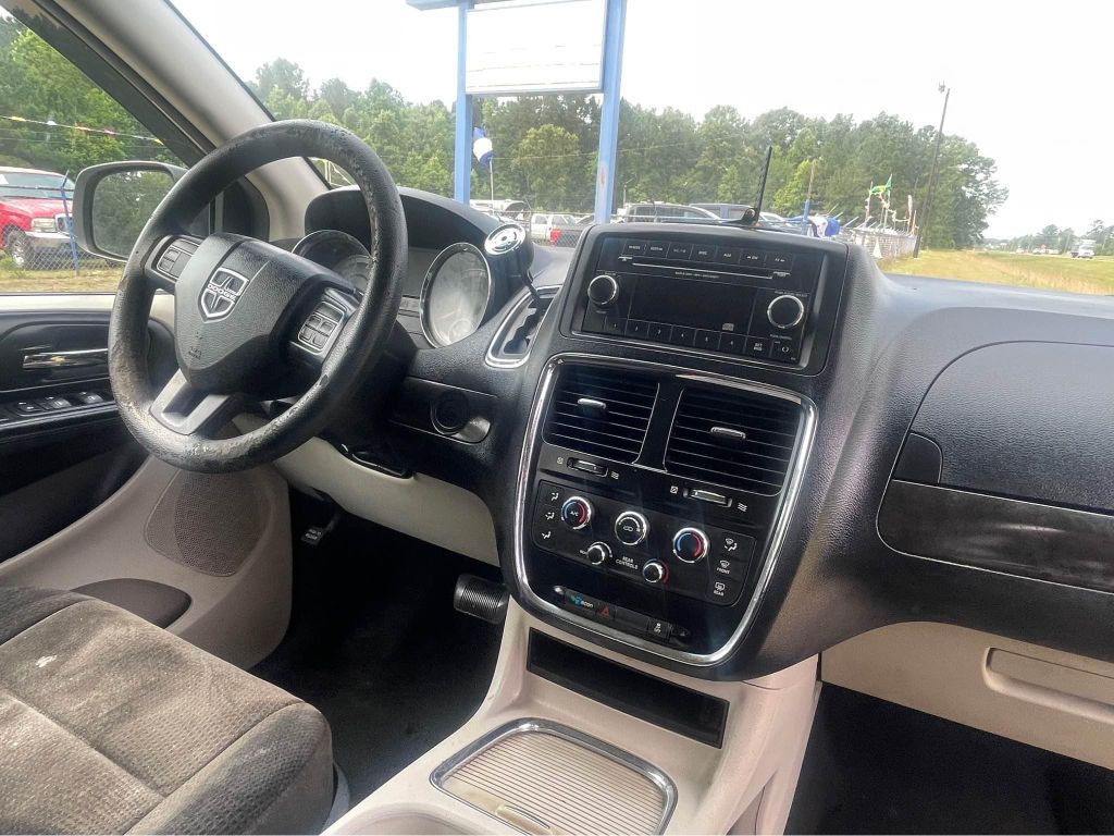 2013 Dodge Grand Caravan Image 5