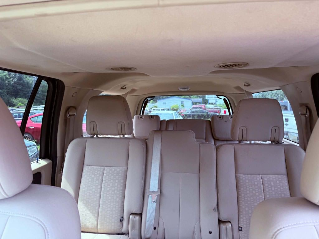 2015 Ford Expedition Image 9