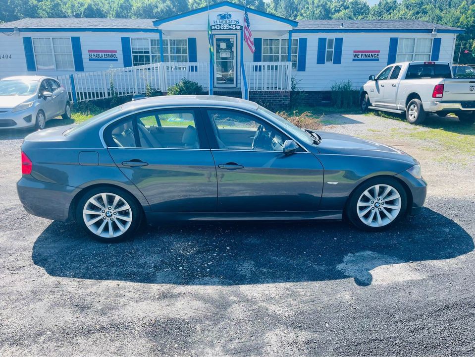 2006 BMW 3 Series Image 2