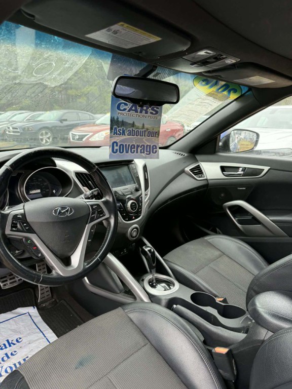 2016 Hyundai Veloster Image 6